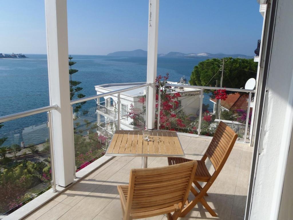 Gulluk Marina View Residence מראה חיצוני תמונה